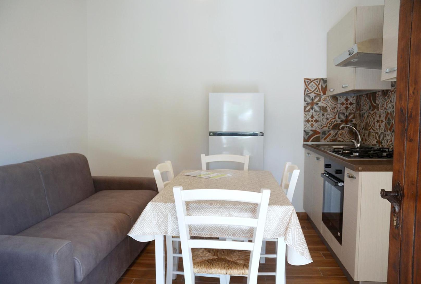 Appartamenti La Baia Del Rais Falcone Room photo