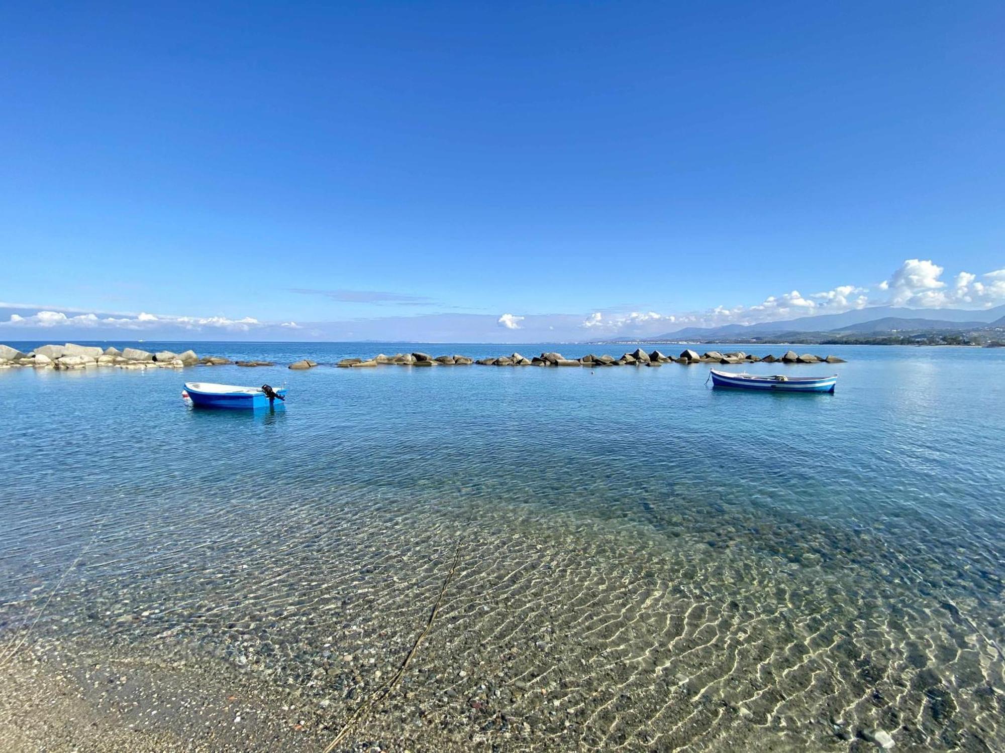 Appartamenti La Baia Del Rais Falcone Exterior photo